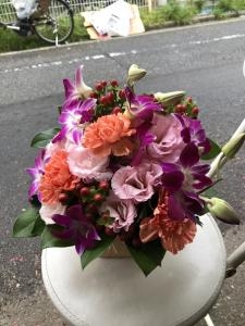 台東区 蔵前へお届けしたお花さん 花屋ブログ 東京都台東区の花屋 ふじフラワーにフラワーギフトはお任せください 当店は 安心と信頼の花 キューピット加盟店です 花キューピットタウン