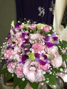 個展の御祝に　御祝のアレンジメントを　台東区　浅草へお届けいたしました♪｜「ふじフラワー」　（東京都台東区の花キューピット加盟店 花屋）のブログ