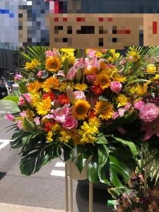 台東区　西浅草へ　〇〇周年の御祝に　御祝のスタンド花をお届けいたしました♪｜「ふじフラワー」　（東京都台東区の花キューピット加盟店 花屋）のブログ