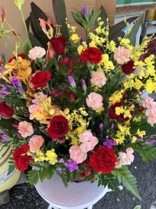 浅草ビューホテルさまへ　受賞の御祝に　御祝のアレンジメント花をお届けいたしました♪｜「ふじフラワー」　（東京都台東区の花キューピット加盟店 花屋）のブログ