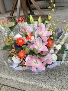 東本願寺　浅草浄苑さまへ　御法事用のお花をお届けいたしました。｜「ふじフラワー」　（東京都台東区の花キューピット加盟店 花屋）のブログ