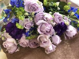 浅草ビューホテルさまへ　御祝の花束をお届けいたしました♪｜「ふじフラワー」　（東京都台東区の花キューピット加盟店 花屋）のブログ