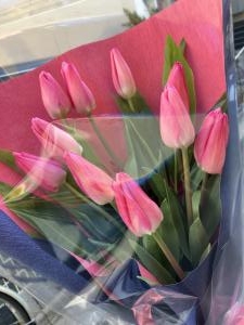 シアター上野さまへ御公演の御祝に　御祝の花束をお届けいたしました♪｜「ふじフラワー」　（東京都台東区の花キューピット加盟店 花屋）のブログ