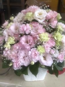 台東区　生涯学習センターさまへ　御祝のアレンジメント花を配達いたしました♪｜「ふじフラワー」　（東京都台東区の花キューピット加盟店 花屋）のブログ