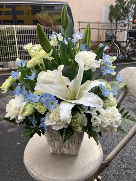 台東区浅草へ　御供のアレンジメント花をお届けいたしました。｜「ふじフラワー」　（東京都台東区の花キューピット加盟店 花屋）のブログ