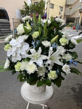 台東区　浅草へ　御供のお花を配達いたしました。|「ふじフラワー」　（東京都台東区の花屋）のブログ