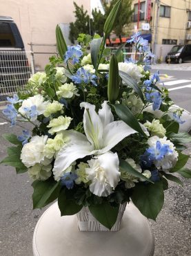 台東区　浅草へ　御供のお花を配達いたしました。｜「ふじフラワー」　（東京都台東区の花キューピット加盟店 花屋）のブログ