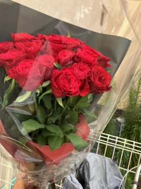 台東区　花川戸へ　赤バラの花束を配達いたしました♪｜「ふじフラワー」　（東京都台東区の花キューピット加盟店 花屋）のブログ