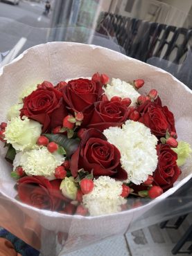 台東区　上野へ　お祝いの花束を配達いたしました♪｜「ふじフラワー」　（東京都台東区の花キューピット加盟店 花屋）のブログ