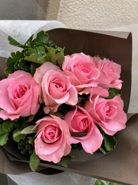 台東区　上野へ　お祝いのバラの花束を配達いたしました♪|「ふじフラワー」　（東京都台東区の花屋）のブログ